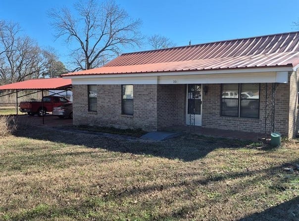 202 First, Naples, TX 75568