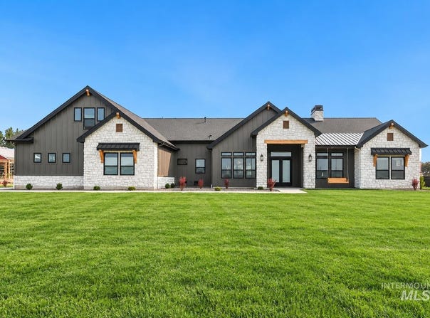 7792 E Windmill Ranch Ln, Nampa, ID 83687