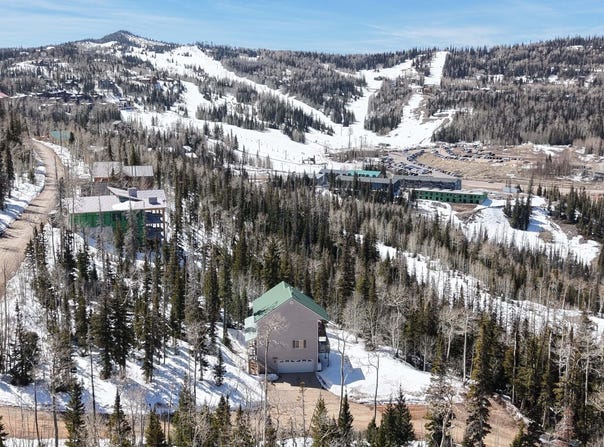 429 N Aoki Michi Rd, Brian Head, UT 84719