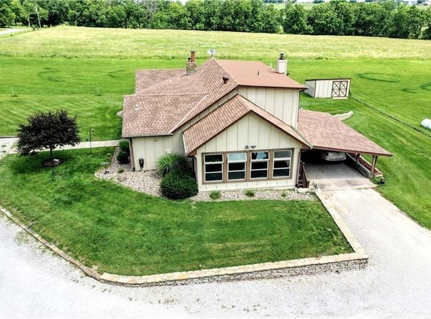 33421 Mcclellen Road, Drexel, MO 64742