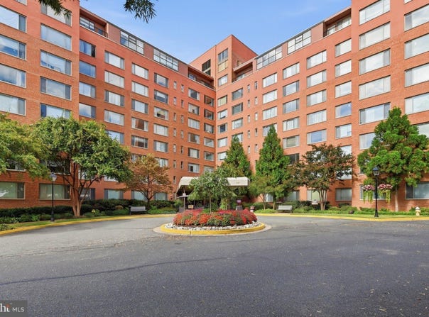 1111 ARLINGTON Boulevard, ARLINGTON, VA 22209
