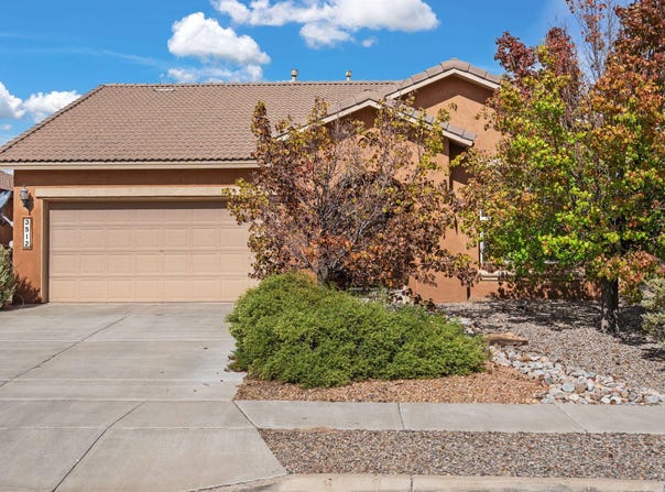 3512 N Pole Loop NE, Rio Rancho, NM 87144