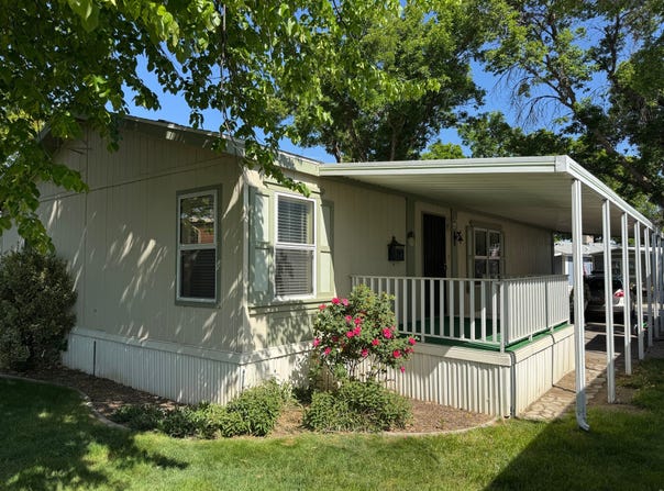244 E PAN AMERICAN E, Murray, UT 84107