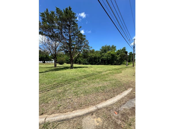 301 W Madison Ave, Mc Alester, OK 74501
