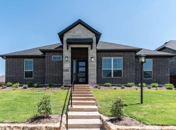 2033 Blue Moon Bay, Mesquite, TX 75181