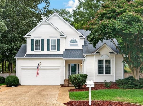100 Aberfeldy Way, Yorktown, VA 23693