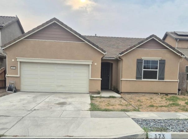 173 Mckenna Avenue, Kerman, CA 93630