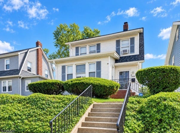 606 E 3Rd Ave, Roselle Boro, NJ 07203-1506