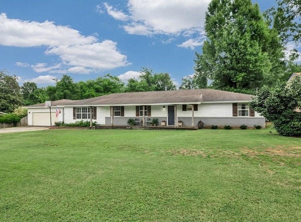 522 Millard Drive, Nacogdoches, TX 75965