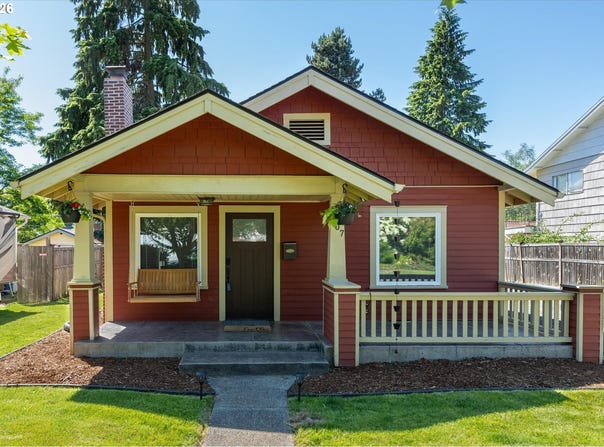 807 S PEARL St, Centralia, WA 98531