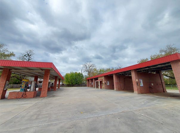 1811 Park Street, Commerce, TX 75428