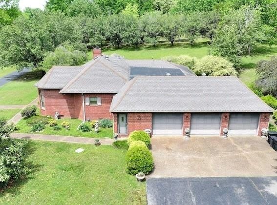1842 Highway 641 S, CAMDEN, TN 38320
