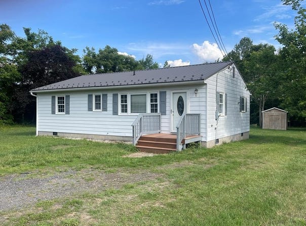 1812 Snyder Rd, WARSAW, VA 22572