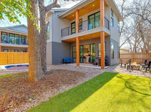 910 Tillery St, Austin, TX 78702