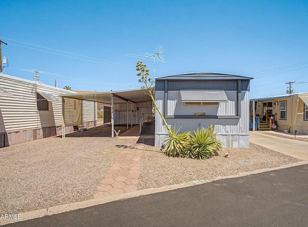 1050 E BROADWAY Avenue, Apache Junction, AZ 85119