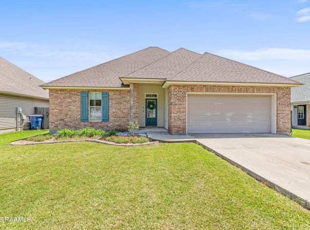 501 Southeastern Avenue, Rayne, LA 70578