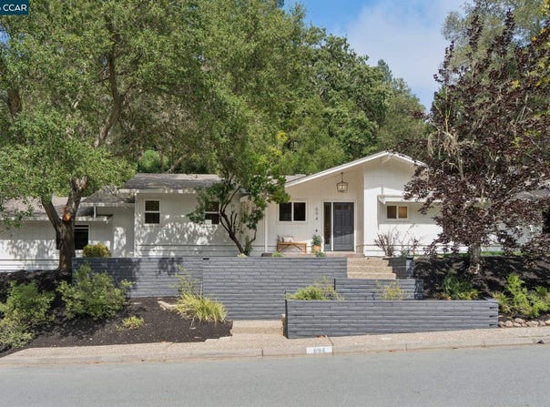 694 Glorietta Blvd, Lafayette, CA 94549