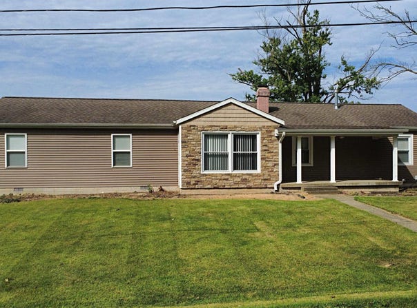 7 Daviess Drive, Washington, IN 47501