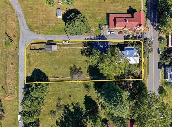 2685 BROWNSBURG TPKE, BROWNSBURG, VA 24415