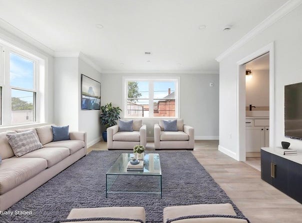 161 Sumner St, Quincy, MA 02169