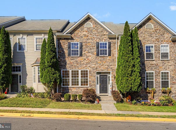 802 LINFIELD Terrace NE, LEESBURG, VA 20176