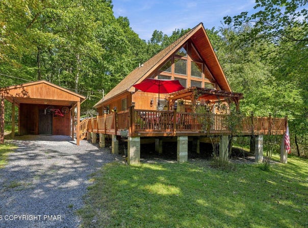 830 Lake Drive, Lehighton, PA 18235