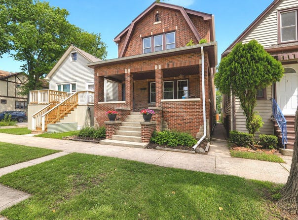 1002 Circle Avenue, Forest Park, IL 60130