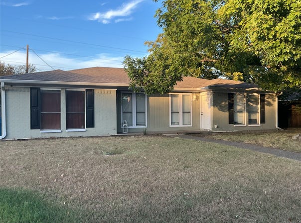 300-302 Northwood Boulevard, Corsicana, TX 75110