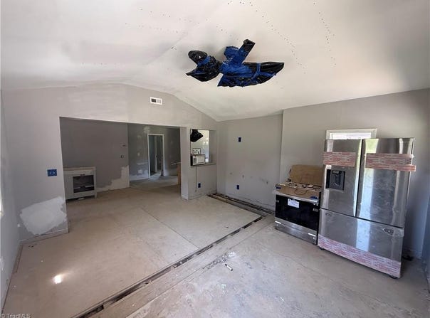 6910 Dennis Road, Walnut Cove, NC 27052