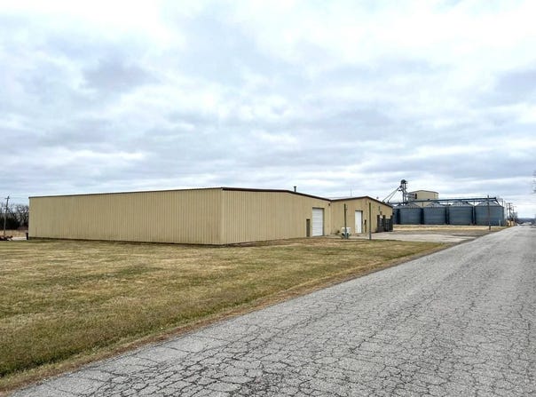 415 Harvester Road, Chillicothe, MO 64601