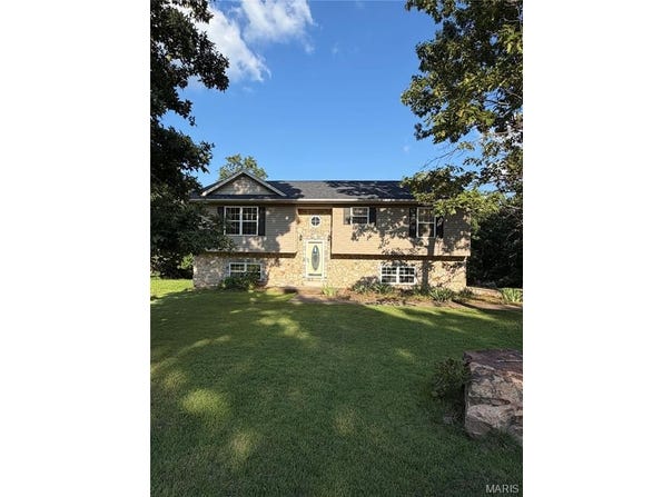 24630 Taylor Lane, St Robert, MO 65584