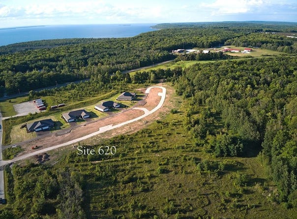 Crooked Stick Ct, Egg Harbor, WI 54209