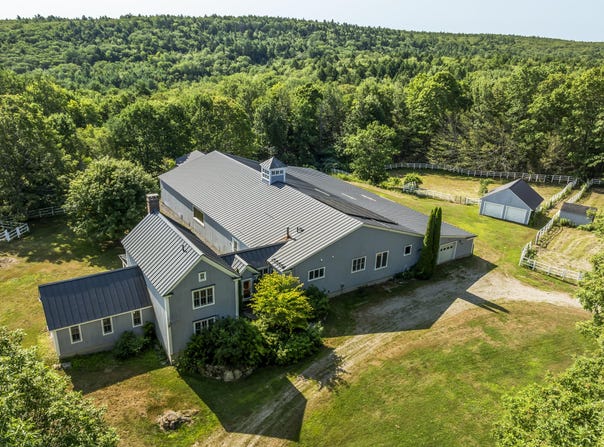 237 Middle Road, Edgecomb, ME 04556