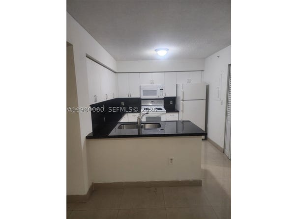4560 NW 107th Ave, Doral, FL 33178