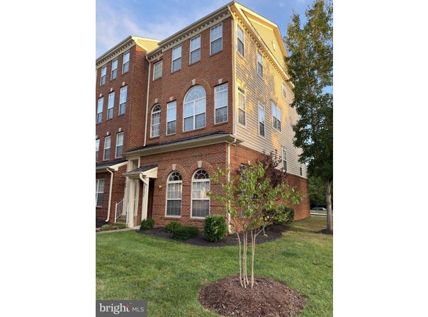 5151 ANCHORSTONE Drive, WOODBRIDGE, VA 22192