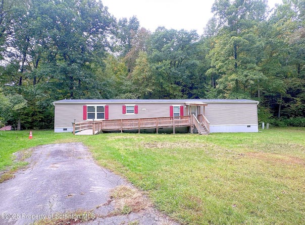 2211 Sunset Drive, Clarks Summit, PA 18411