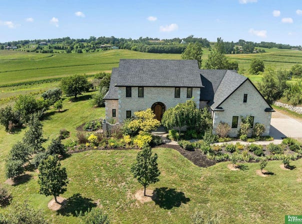 11600 Old Mill Drive, Blair, NE 68008