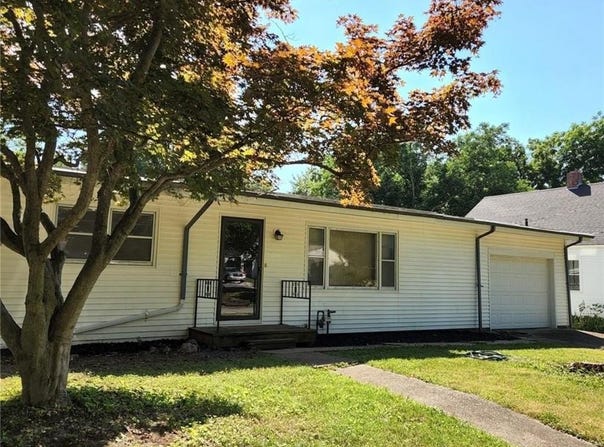 405 E Colt Street, Windsor, MO 65360