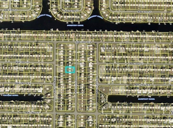 230 NW 35th Place, Cape Coral, FL 33993