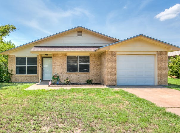 901 E 42nd Street, San Angelo, TX 76903