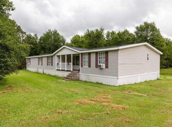 7796 JACKSON DRIVE, Collinston, LA 71229