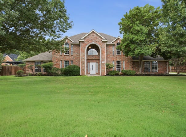 5904 Highland Hills Lane, Colleyville, TX 76034