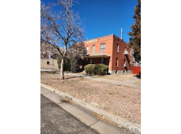 216 E Evans Ave, Pueblo, CO 81004
