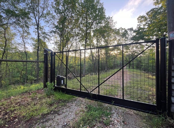 Farm Road 2170, Exeter, MO 65647
