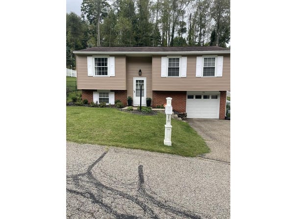13 Baytree Drive, Wheeling, WV 26003