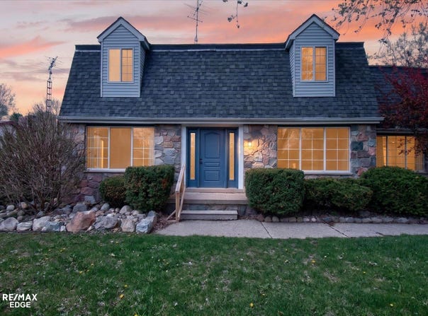 8454 Wesley Drive, Flushing, MI 48433