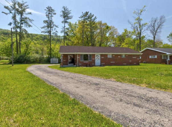 681 E College Avenue, Stanton, KY 40380