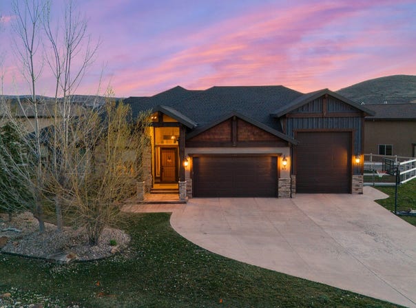 823 W SUMMIT HAVEN Cir, Francis, UT 84036