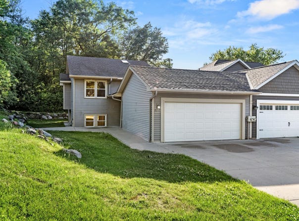 10357 Upper 178th Street W, Lakeville, MN 55044