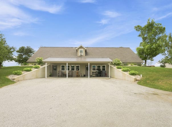 11579 S 700 E, Geneva, IN 46740